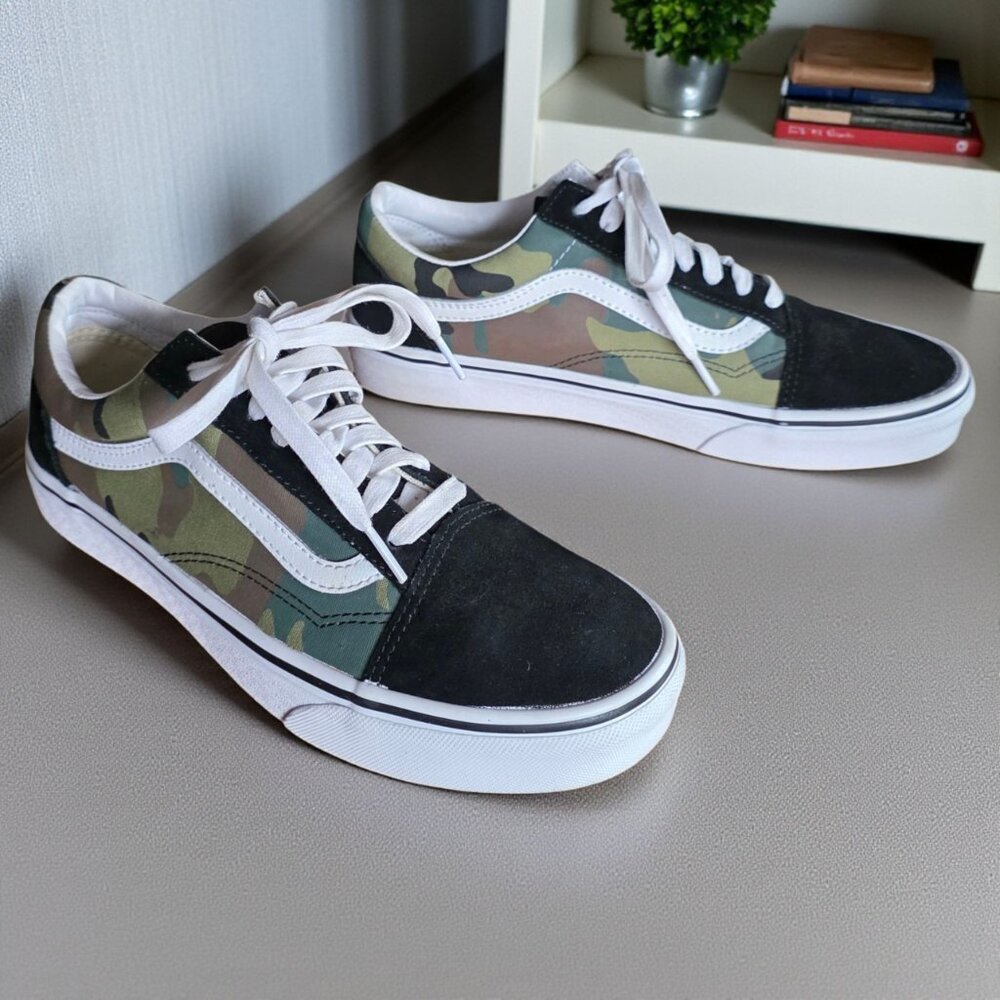 VAN'S OLD SKOOL (7.5//9) Unisex Low Skate Camo Canvas Black Suede - Picture 2 of 11